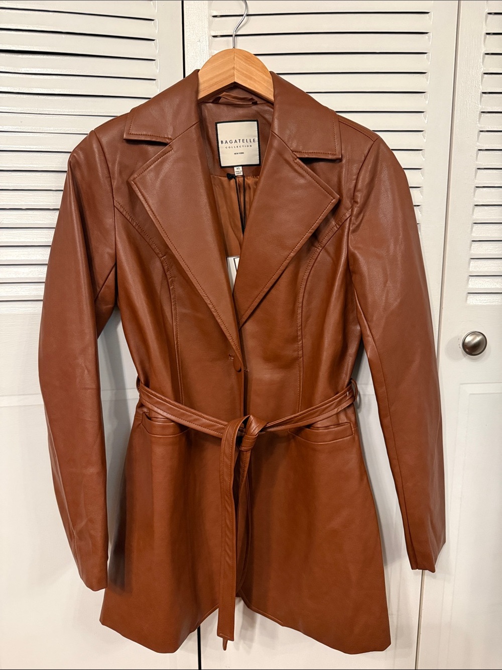 WOMEN’S FAUX LEATHER JACKET- XS